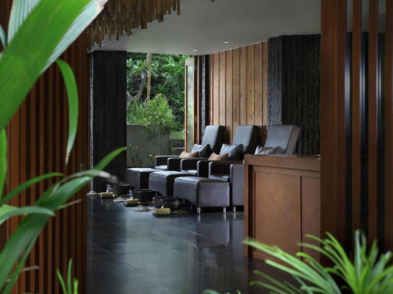 Bali Dynasty Resort Kuta Lombok Esterno foto